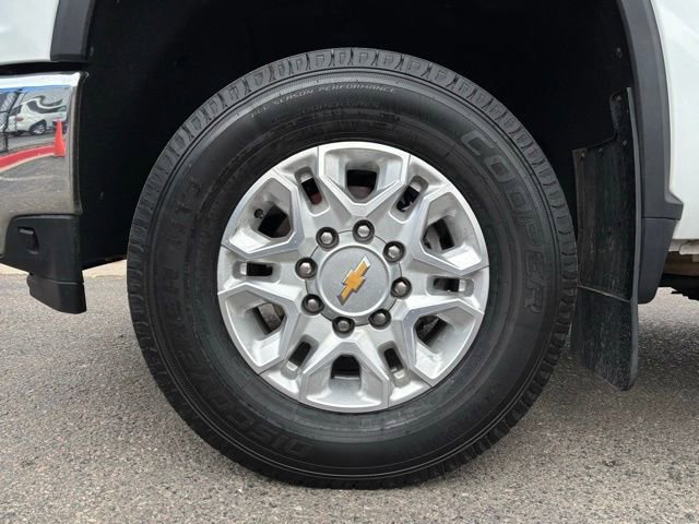 Used 2022 Chevrolet Silverado 2500 LTZ w/ Z71 Off-Road Package image 25