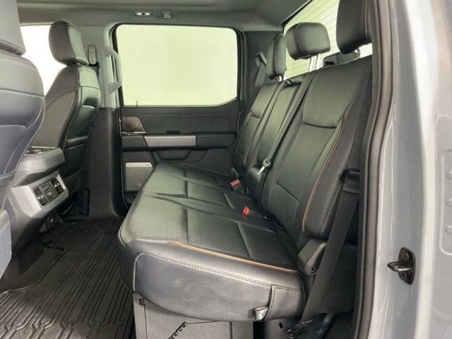 Certified 2025 Ford F350 Lariat w/ Black Appearance Package image 31