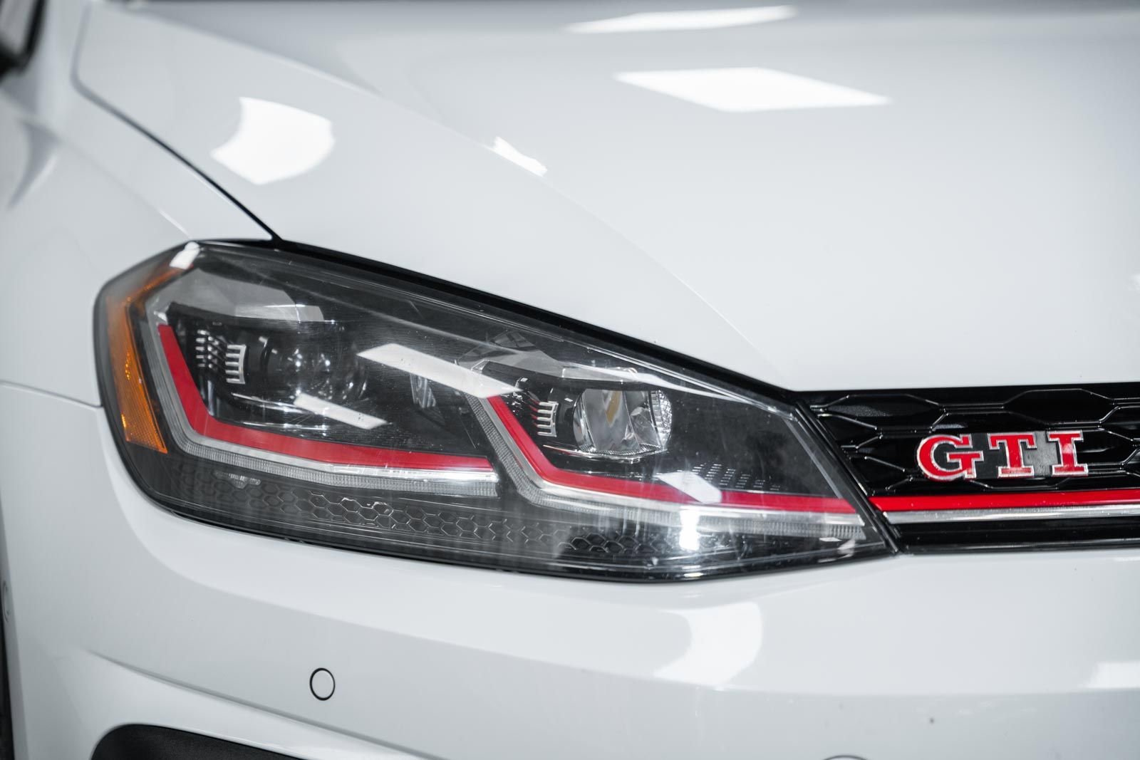 Used 2019 Volkswagen GTI Autobahn image 14