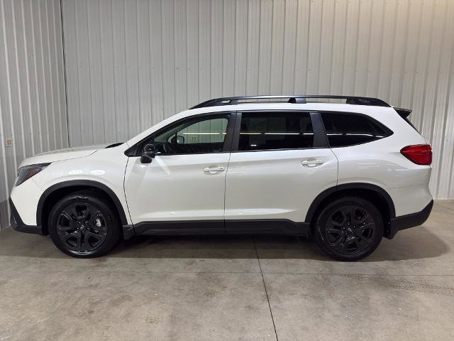 Used 2023 Subaru Ascent Onyx Edition AWD/4WD image 7
