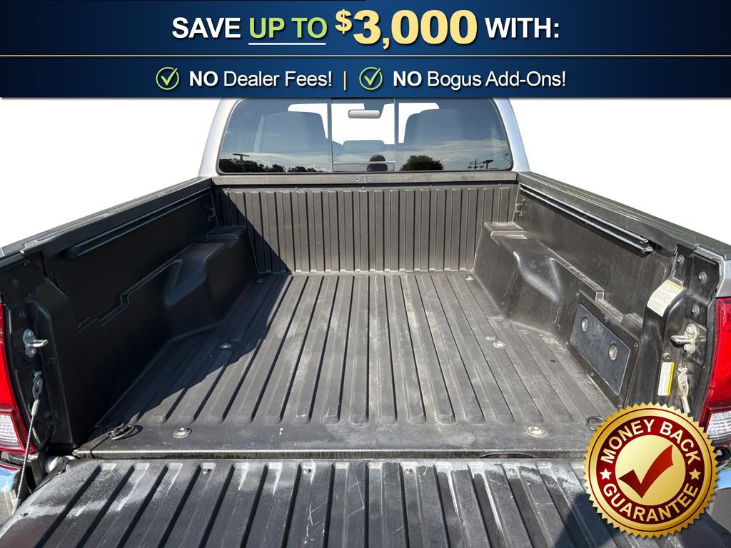 Used 2020 Toyota Tacoma SR5 RWD image 23