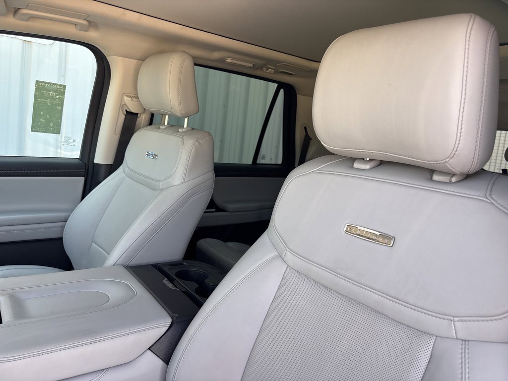 Certified 2025 Ford Expedition Max Platinum w/ Driver's Package AWD/4WD image 25