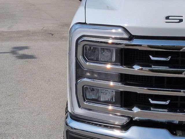 Certified 2024 Ford F250 Lariat w/ Lariat Ultimate Package AWD/4WD image 10