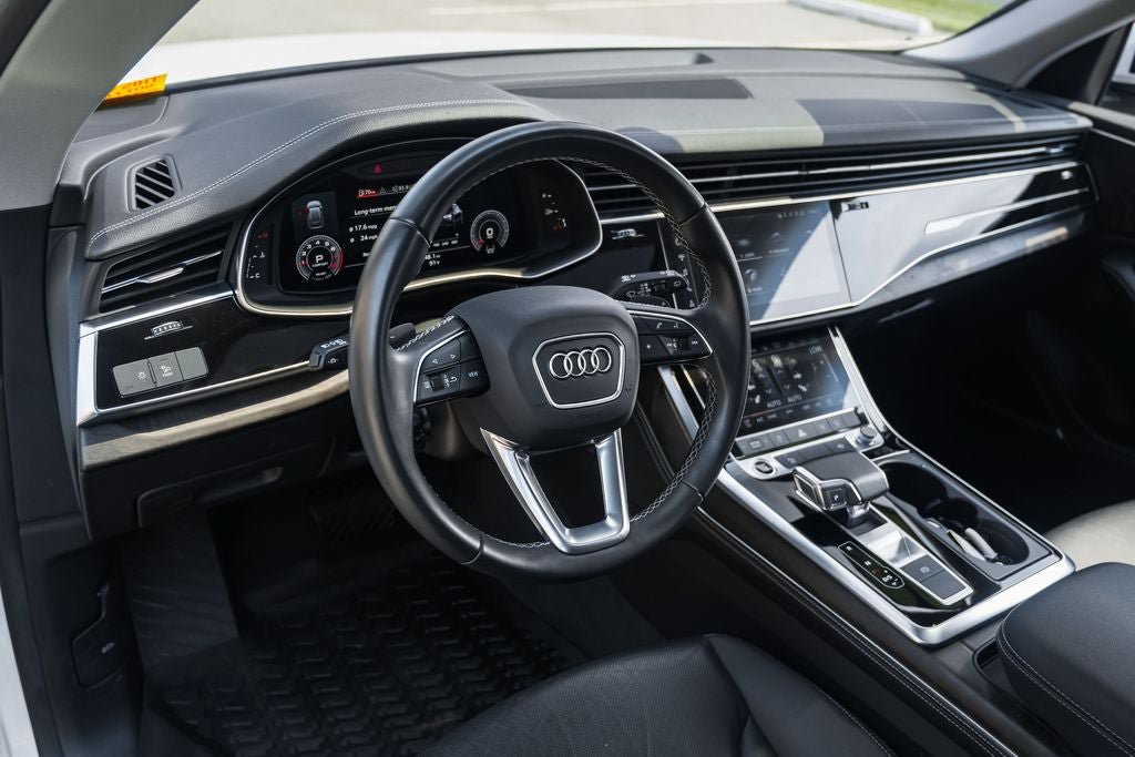 Used 2023 Audi Q8 Premium Plus w/ Premium Plus Package AWD/4WD image 24