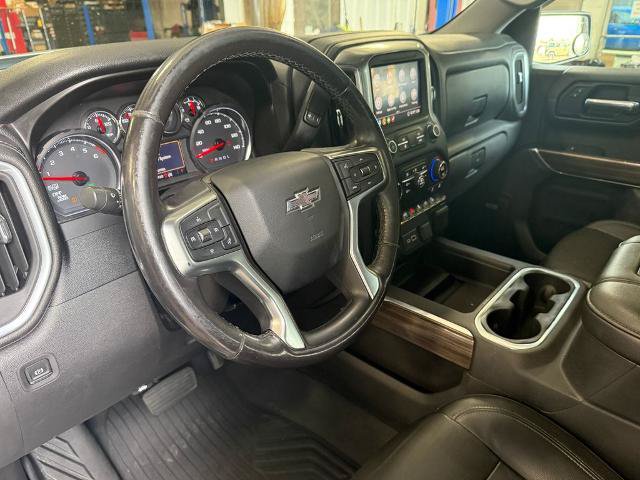 Used 2020 Chevrolet Silverado 1500 RST AWD/4WD image 36