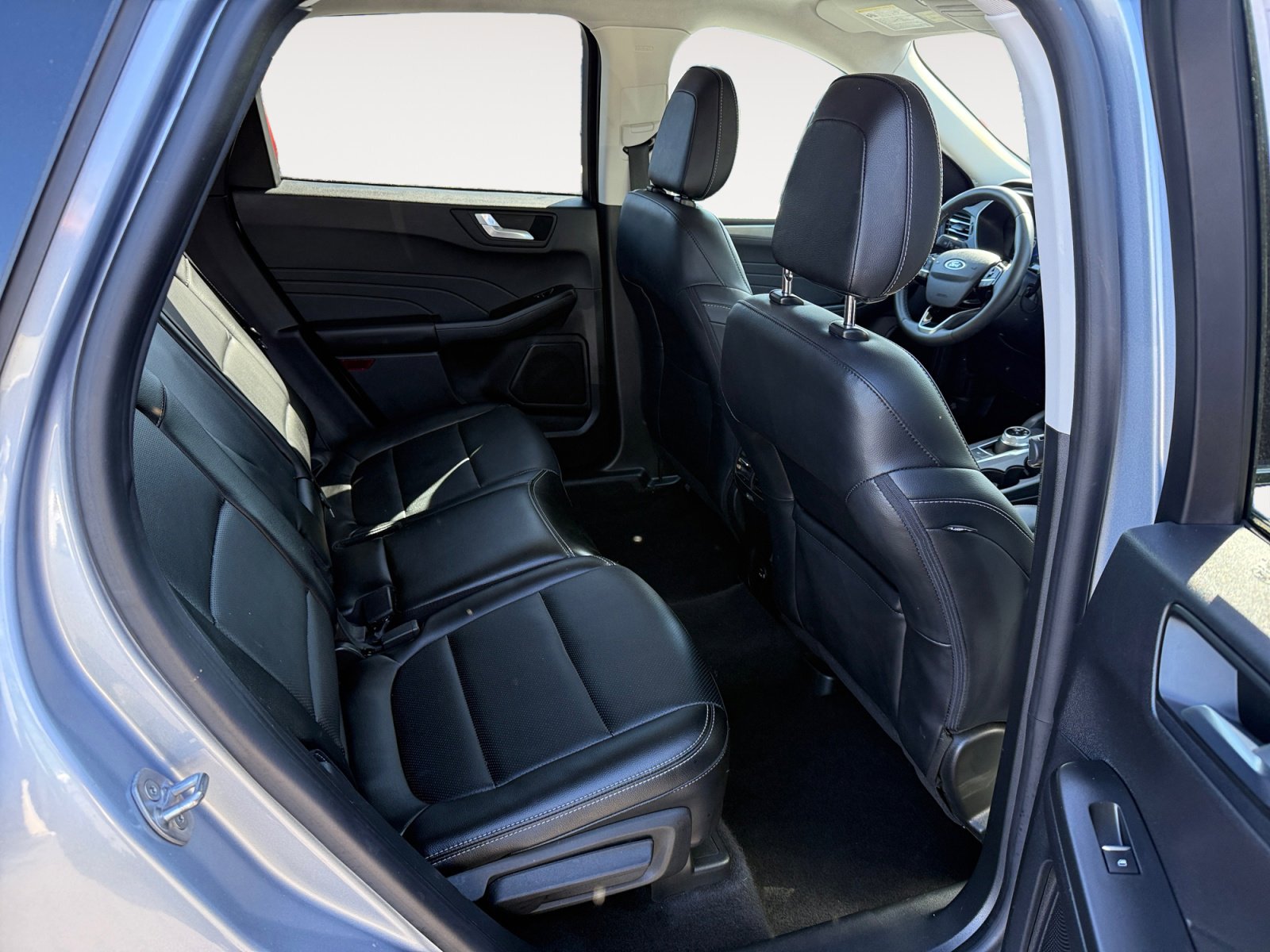 Certified 2022 Ford Escape Titanium AWD/4WD image 18