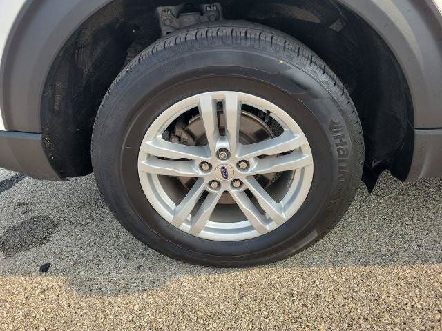 Certified 2024 Ford Explorer XLT w/ Equipment Group 202A AWD/4WD image 7