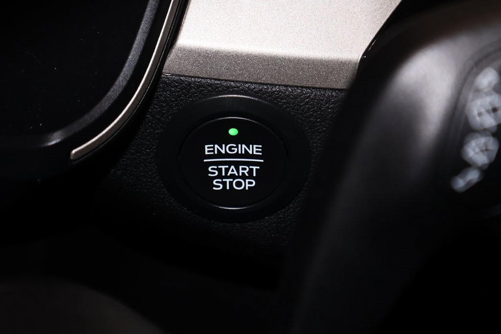 Certified 2021 Ford Escape SE w/ SE Sport Appearance Package image 25