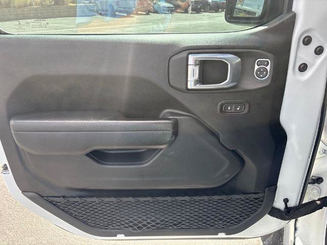 Used 2022 Jeep Wrangler Sport AWD/4WD image 13
