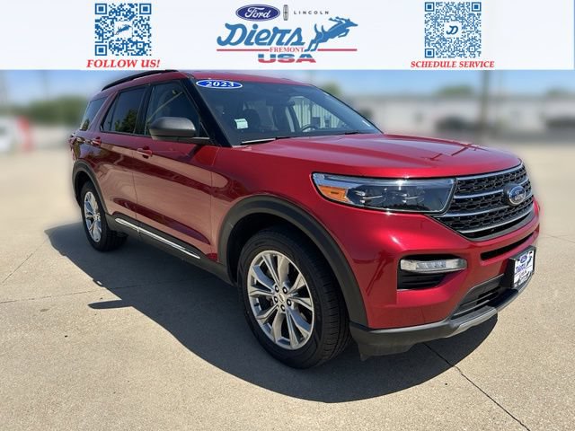 Certified 2023 Ford Explorer XLT w/ Equipment Group 202A AWD/4WD image 8