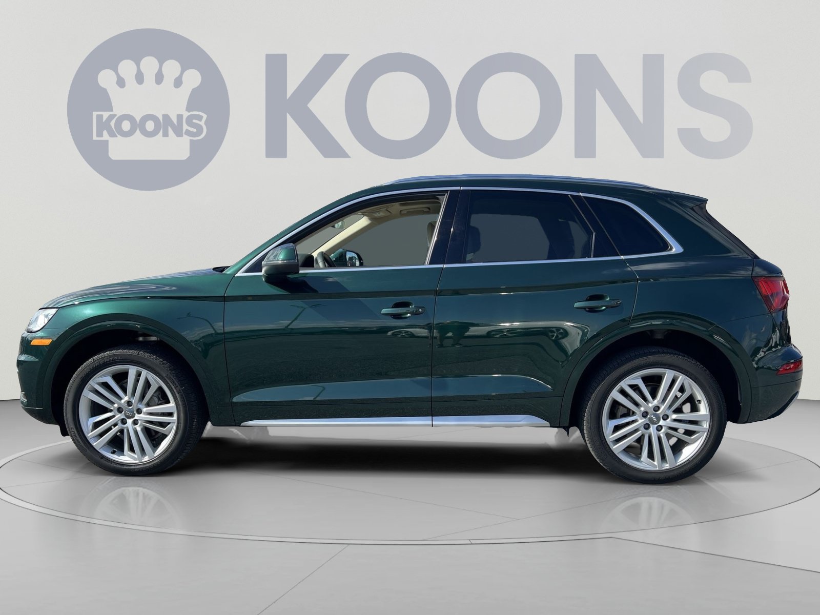 Used 2020 Audi Q5 2.0T Premium Plus w/ Premium Plus Package AWD/4WD image 2
