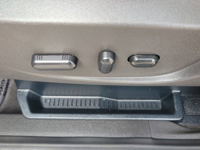 Certified 2017 Ford Escape Titanium image 24