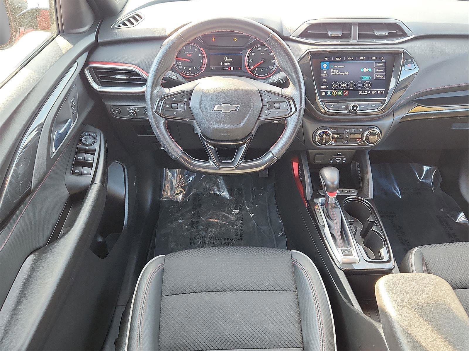 Used 2021 Chevrolet TrailBlazer RS w/ Technology Package image 11