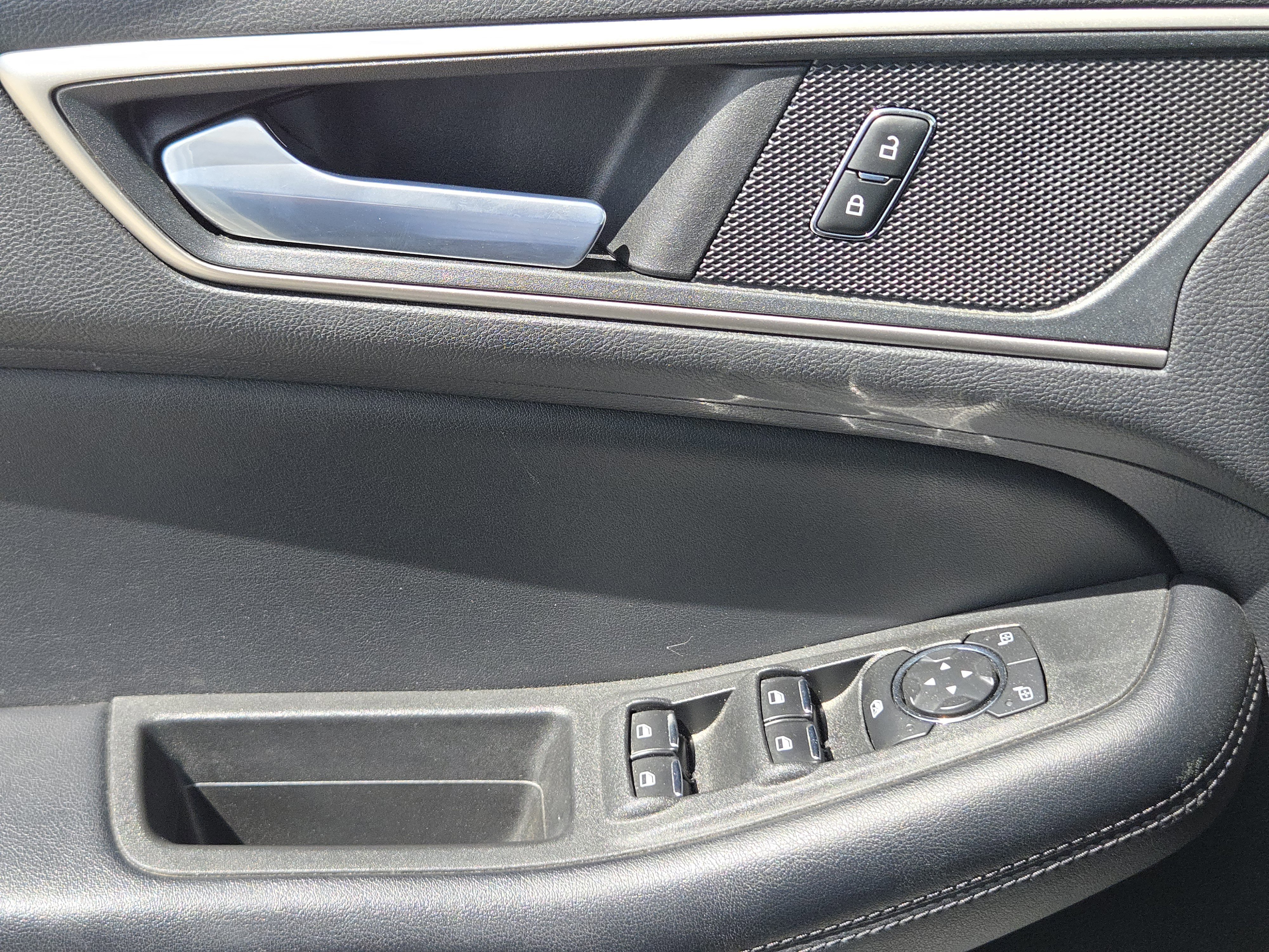 Certified 2022 Ford Edge SEL w/ Convenience Package image 22