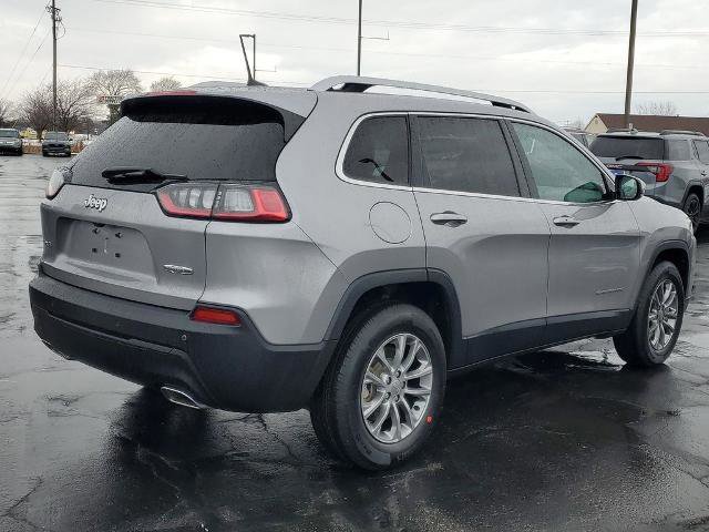 Used 2021 Jeep Cherokee Latitude Lux w/ Comfort/Convenience Group image 3