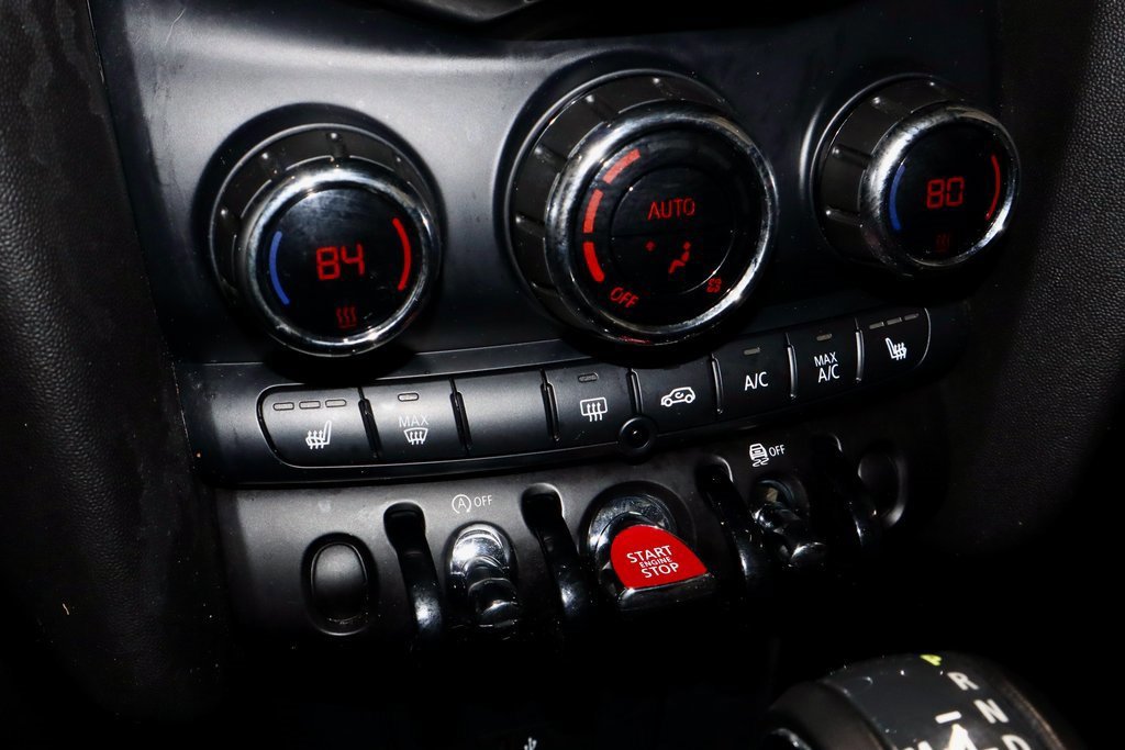 Used 2019 MINI Cooper 4-Door Hardtop w/ Signature Upholstery Package image 35