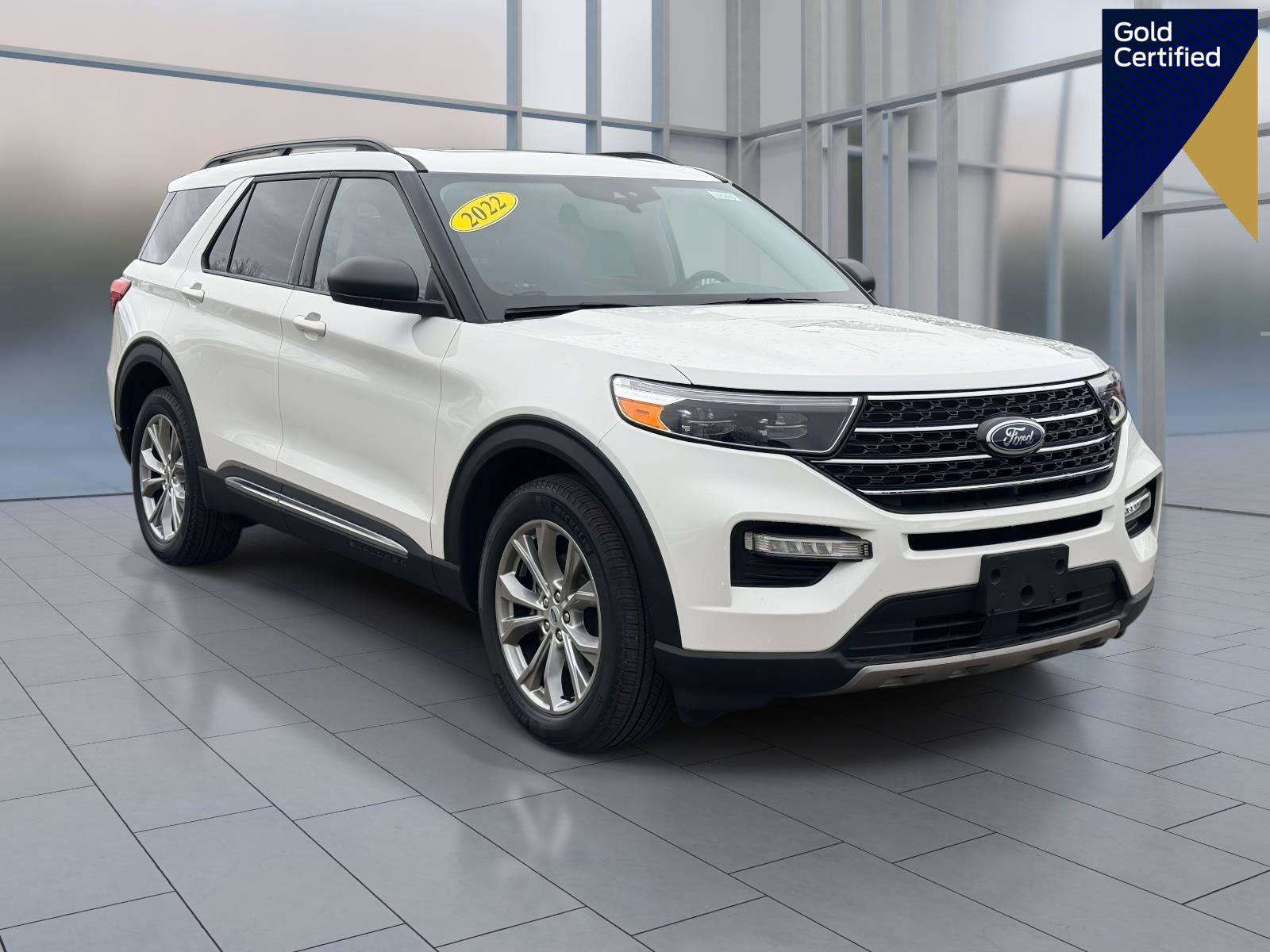 Certified 2022 Ford Explorer XLT w/ Equipment Group 202A