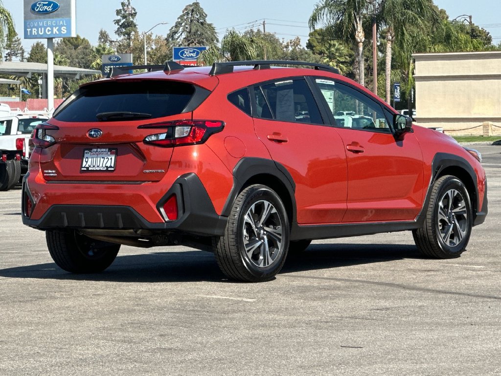 Used 2024 Subaru Crosstrek 2.0i Premium AWD/4WD image 3