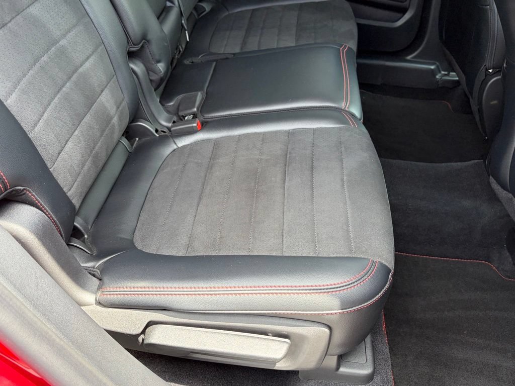 Certified 2022 Ford Escape SEL w/ SEL Stealth AWD Package image 11