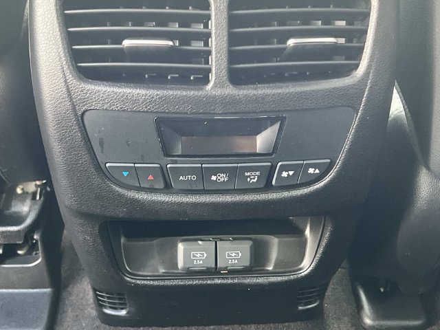 Used 2020 Acura MDX w/ Technology Package FWD image 31