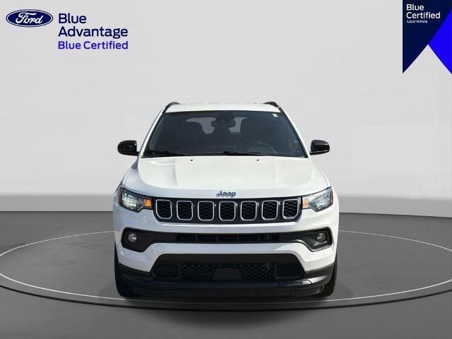 Used 2024 Jeep Compass Latitude AWD/4WD image 3