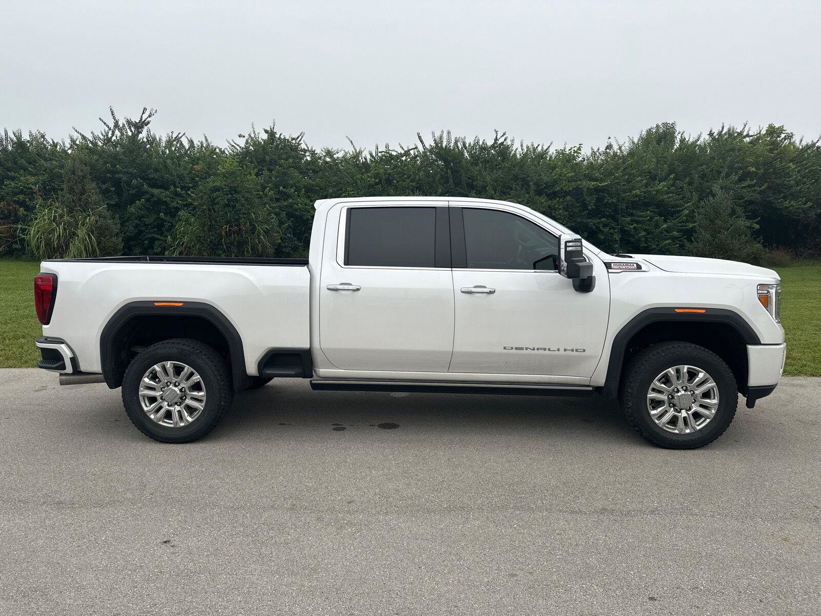 Used 2021 GMC Sierra 2500 Denali w/ Denali Ultimate Package AWD/4WD image 13