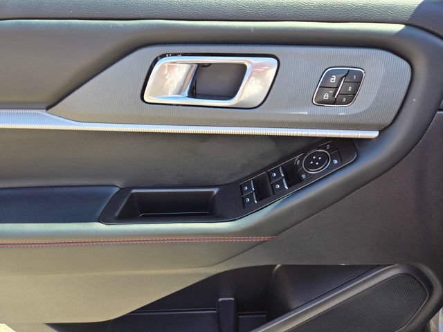 Certified 2025 Ford Explorer ST AWD/4WD image 18