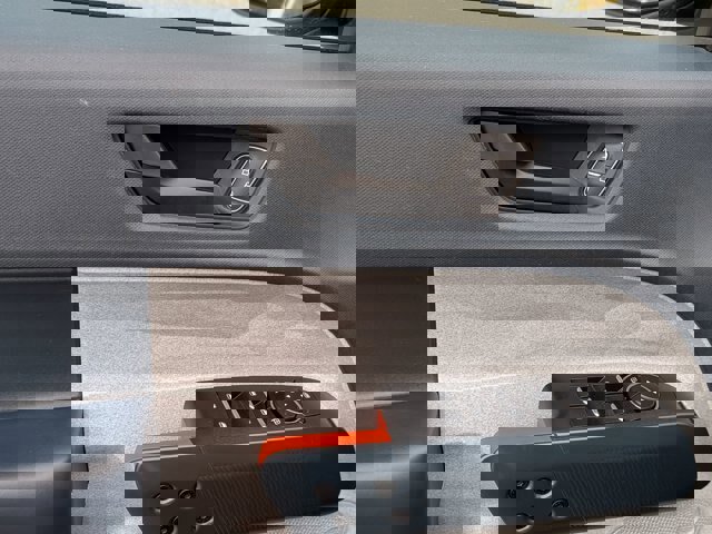 Certified 2023 Ford Maverick XLT image 14