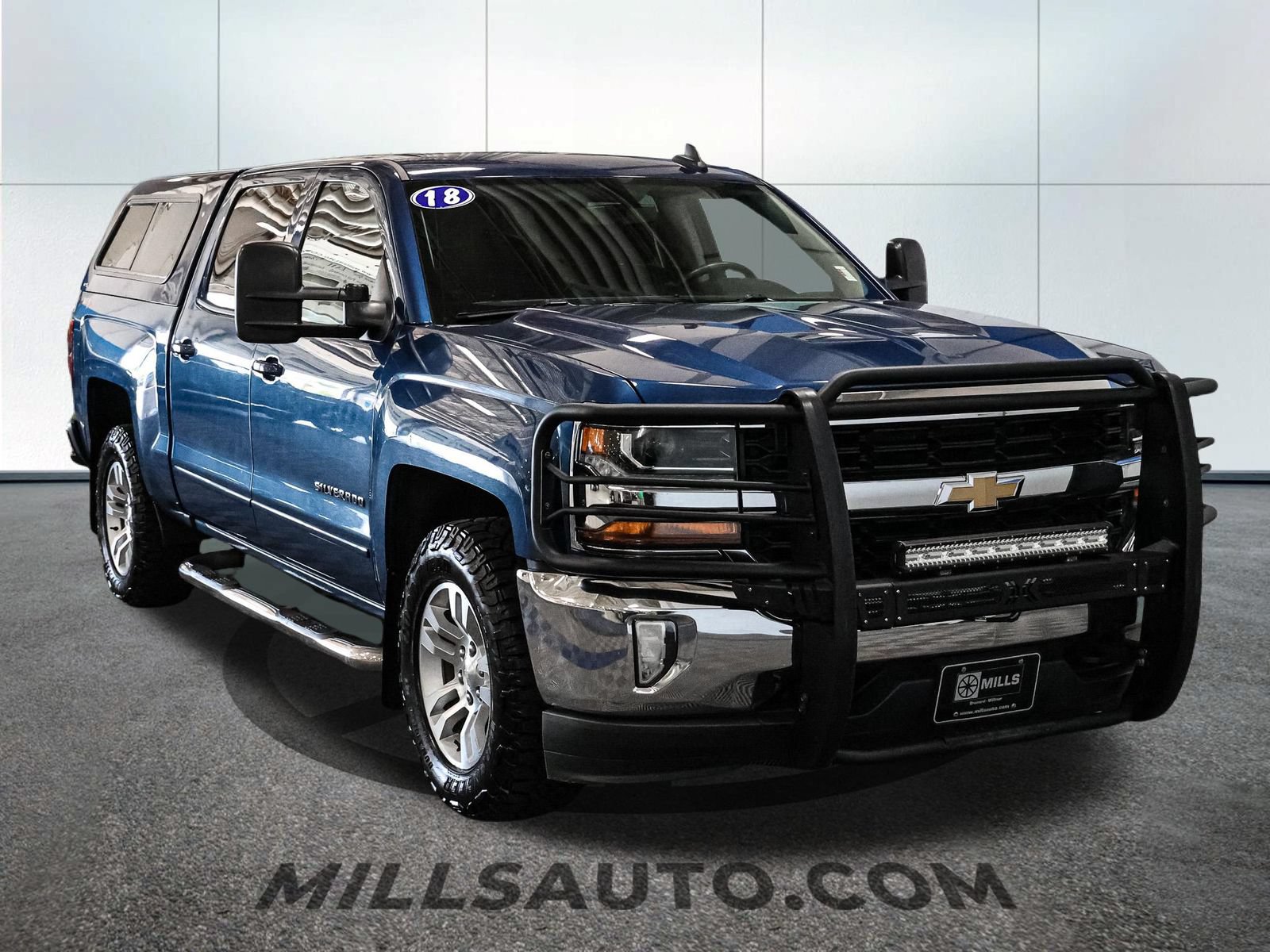 Used 2018 Chevrolet Silverado 1500 LT w/ All Star Edition AWD/4WD image 11