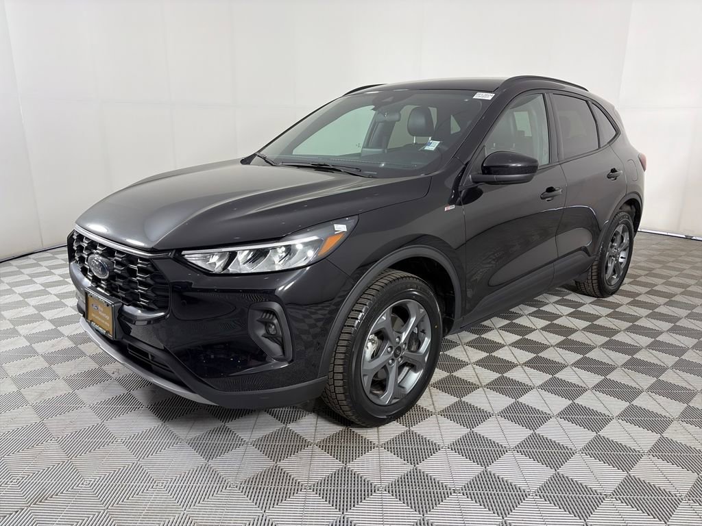 Certified 2025 Ford Escape ST-Line Select AWD/4WD video 3