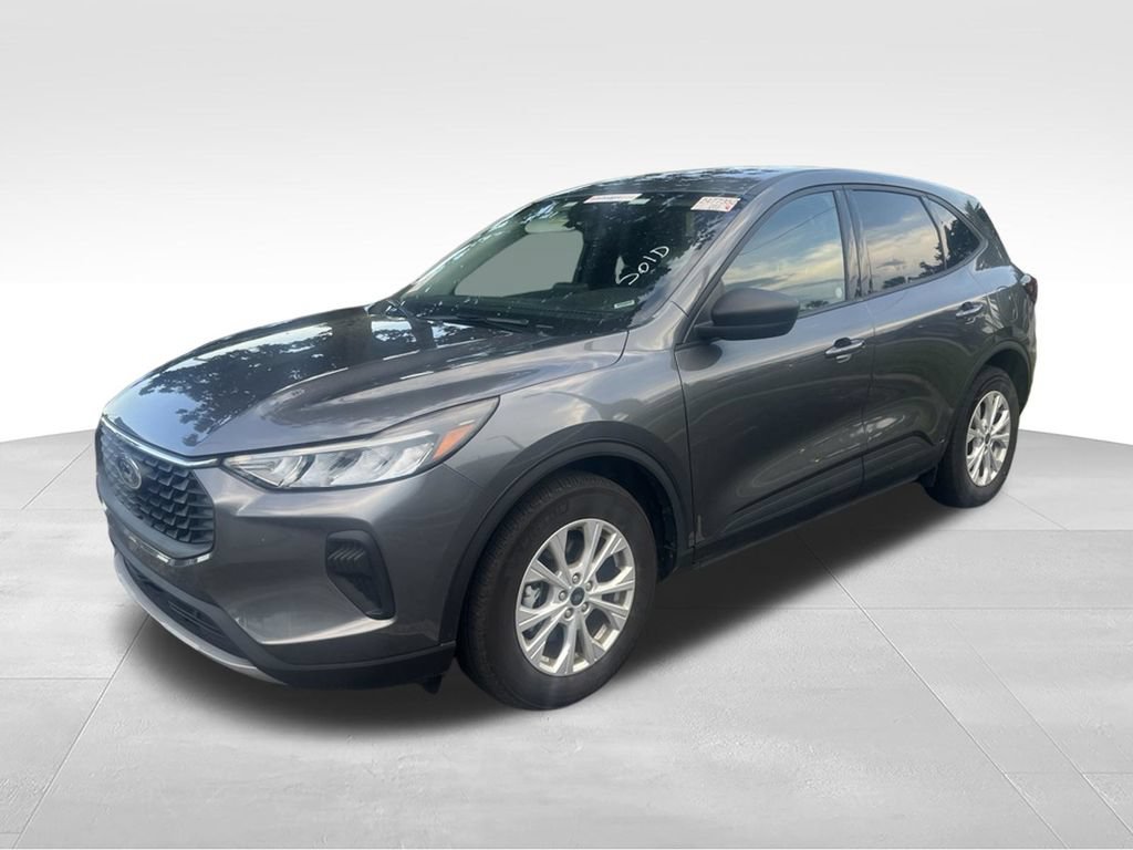 Certified 2025 Ford Escape Active FWD image 1