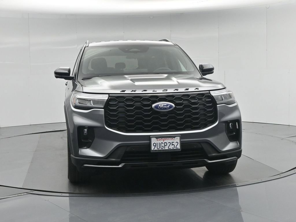 Certified 2025 Ford Explorer ST-Line RWD image 60