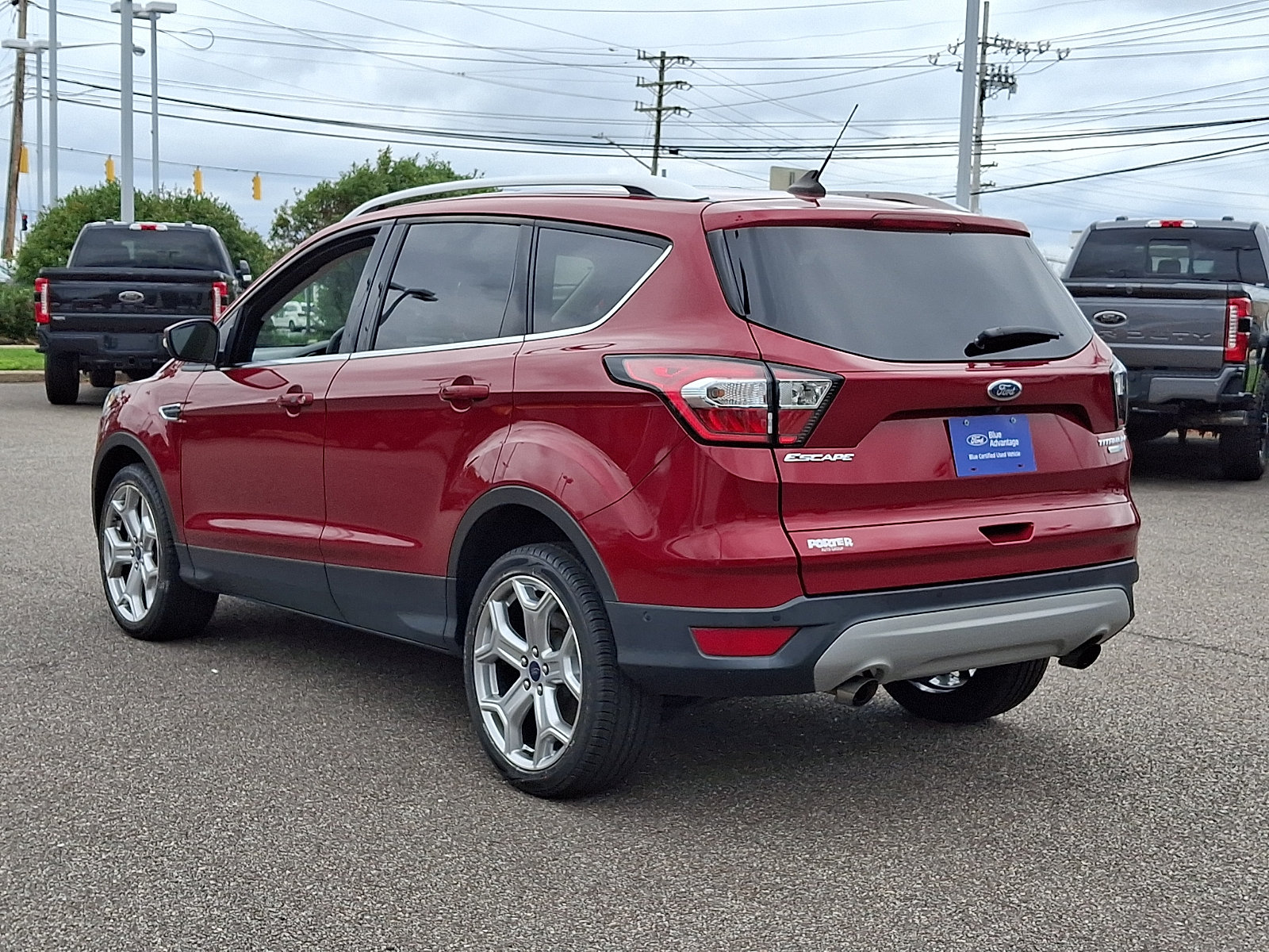 Certified 2018 Ford Escape Titanium w/ Ford Safe & Smart Package AWD/4WD image 7