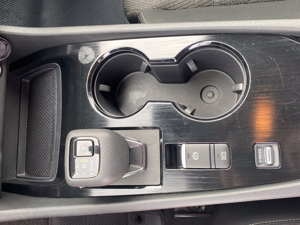 Used 2024 Nissan Rogue SV FWD image 18
