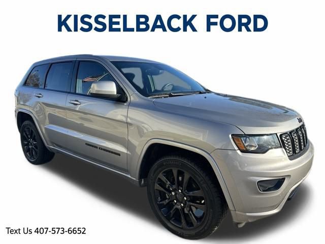 Used 2017 Jeep Grand Cherokee Altitude image 1