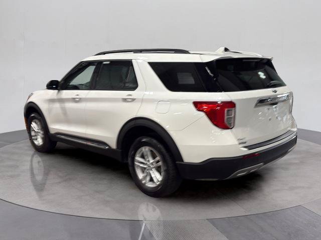 Certified 2023 Ford Explorer XLT w/ Equipment Group 202A AWD/4WD image 3