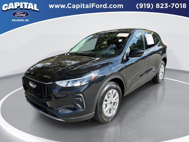 Certified 2023 Ford Escape Active w/ Tech Pack #2 image 1