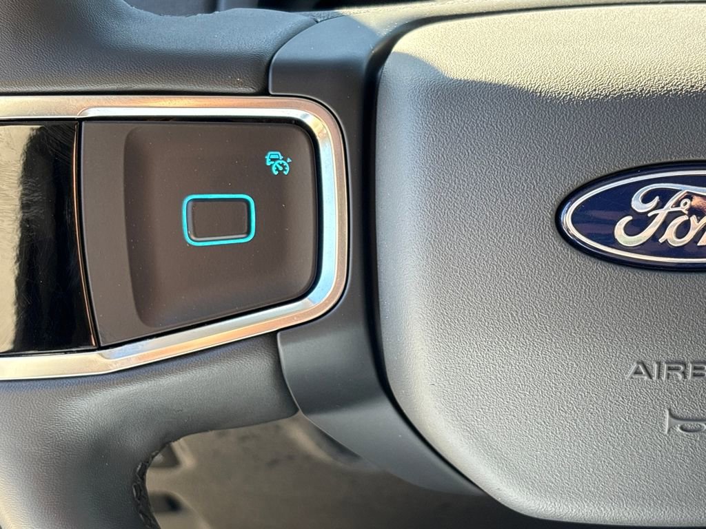 Certified 2025 Ford Expedition Max Active image 20