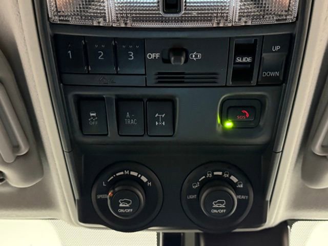 Used 2023 Toyota 4Runner TRD Off-Road Premium image 34