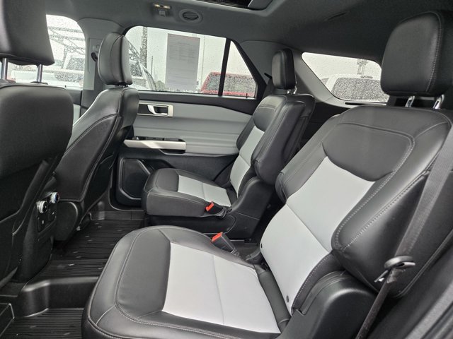 Certified 2023 Ford Explorer XLT w/ Equipment Group 202A AWD/4WD image 28