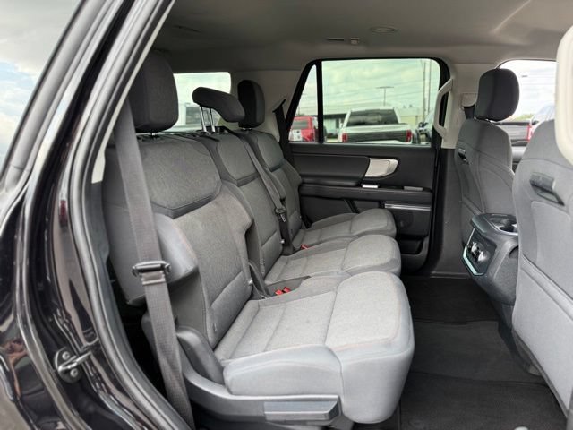 Certified 2025 Ford Expedition Active AWD/4WD image 19