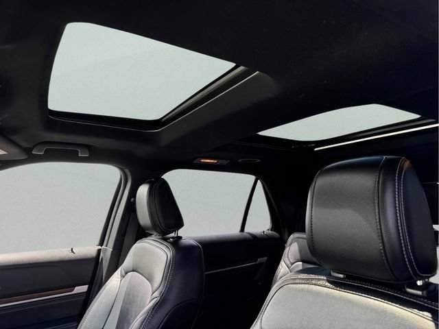 Certified 2018 Ford Explorer Limited FWD image 19