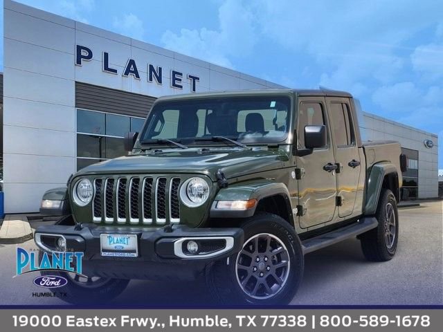 Used 2022 Jeep Gladiator Overland w/ Popular Equipment Package AWD/4WD image 1