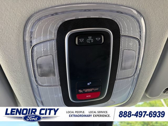 Used 2025 Hyundai Kona SEL FWD image 17