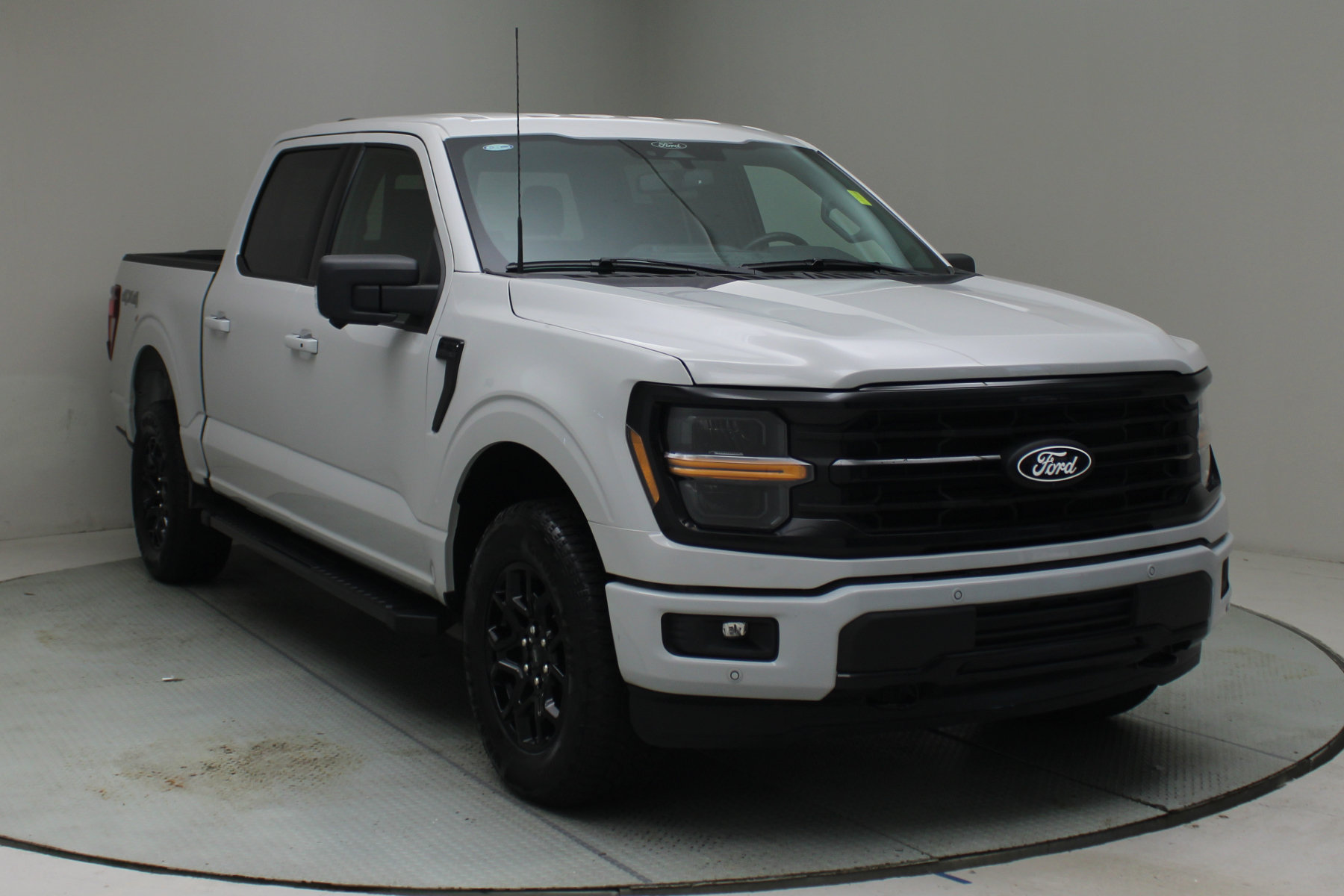Certified 2024 Ford F150 XLT w/ Equipment Group 302A MID AWD/4WD image 30