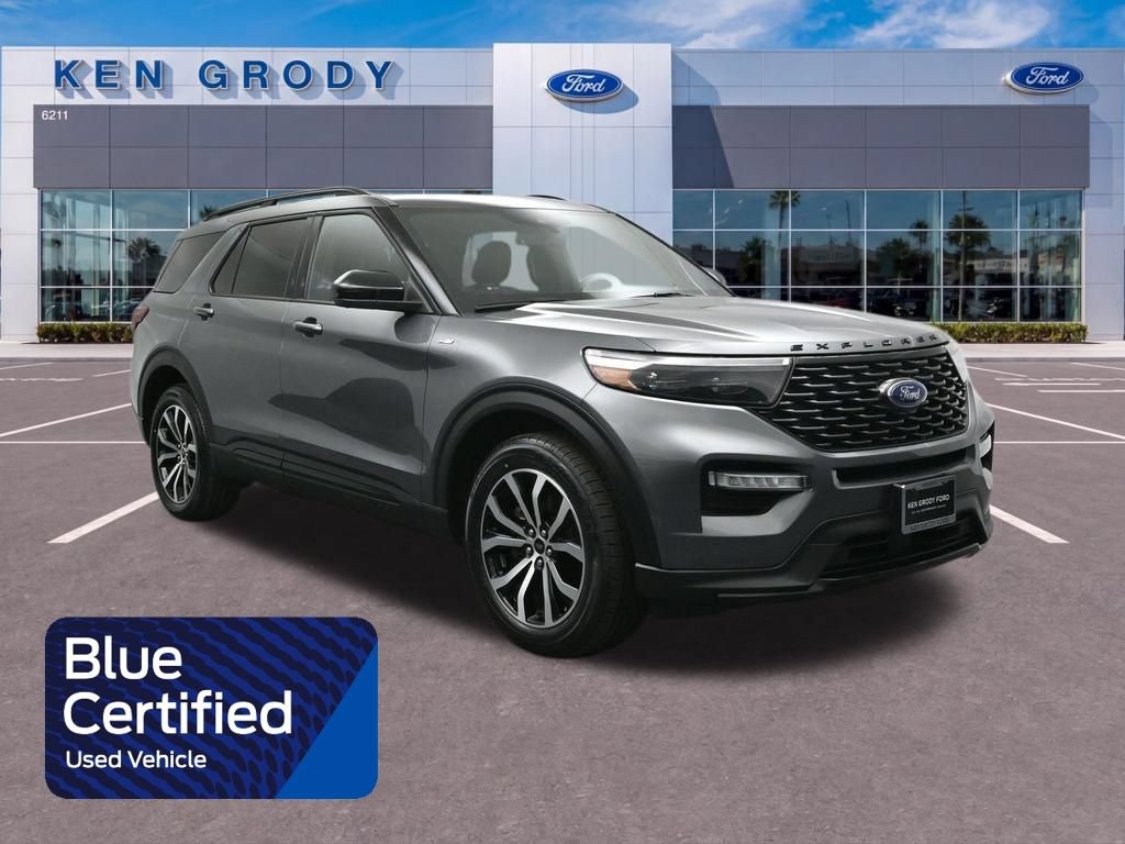 Certified 2022 Ford Explorer ST-Line w/ Class IV Trailer Tow Package