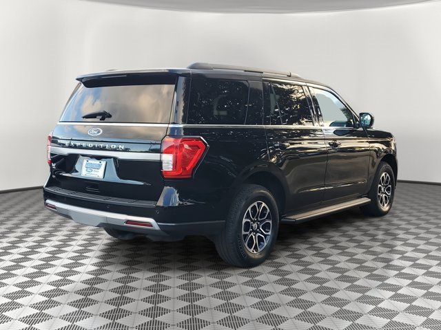 Certified 2024 Ford Expedition XLT image 6