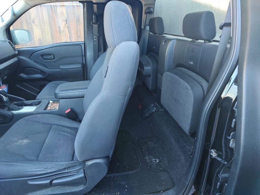 Used 2022 Nissan Frontier S w/ Technology Package image 15