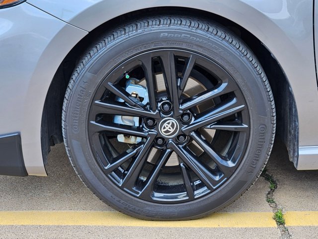 Used 2025 Toyota Camry SE image 24