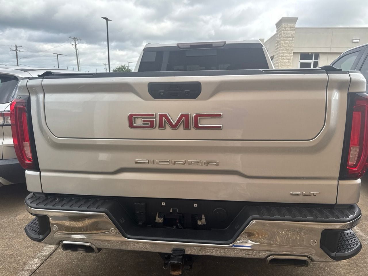 Used 2019 GMC Sierra 1500 SLT w/ SLT Premium Plus Package AWD/4WD image 6